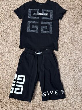 Givenchy Black Tee and Shorts Set with White Logo Boys -12